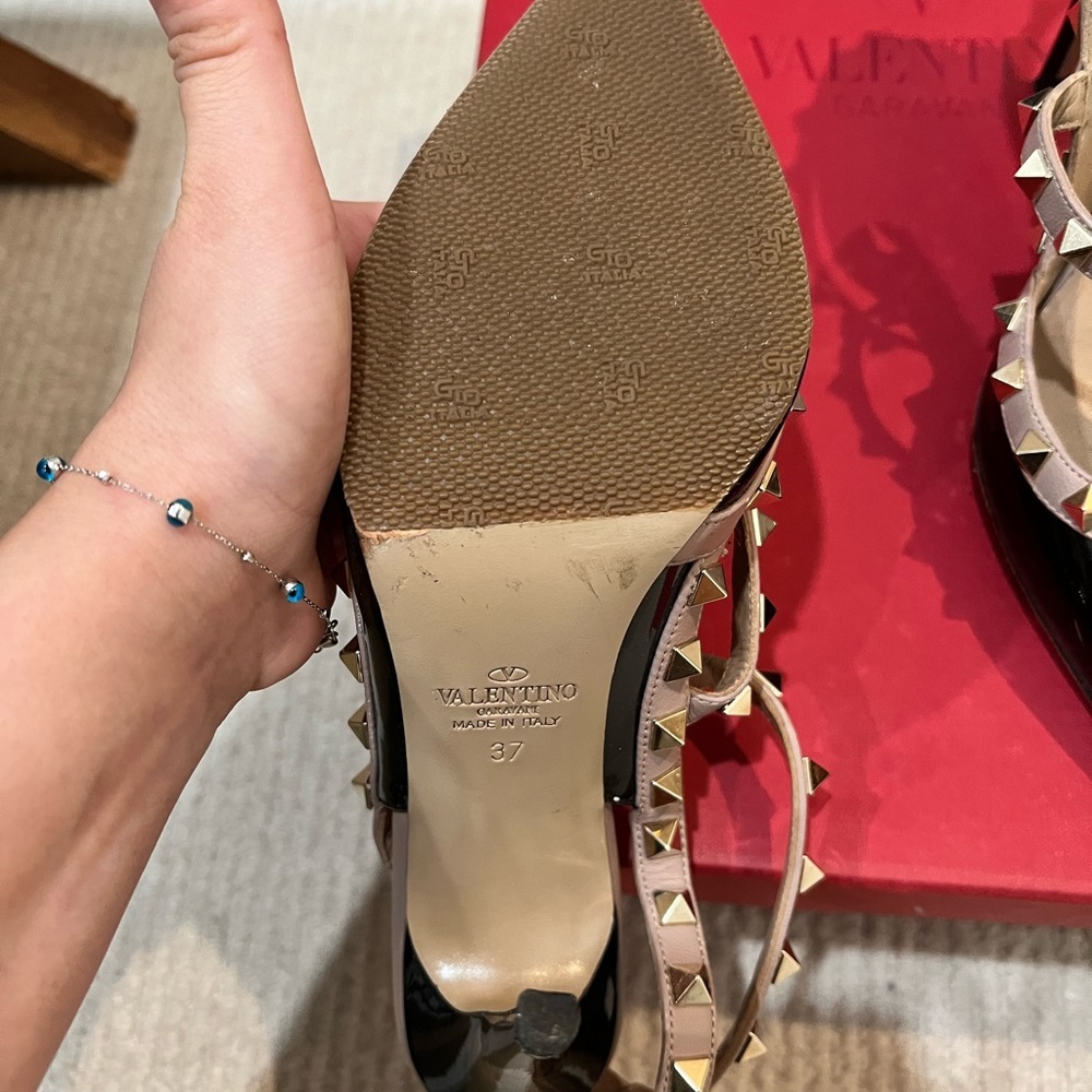 Valentino Rockstud heels size 37 size 7 - Picture 8 of 8